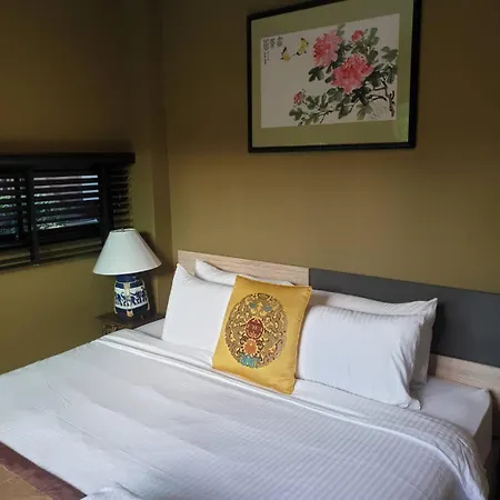 The Lantern Suites Ban Song Hong 客房 照片