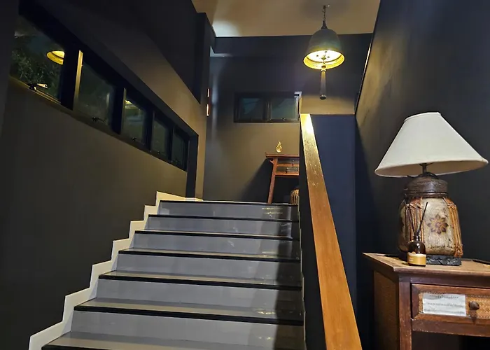 The Lantern Suites