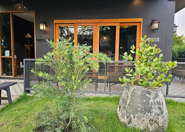 The Lantern Suites