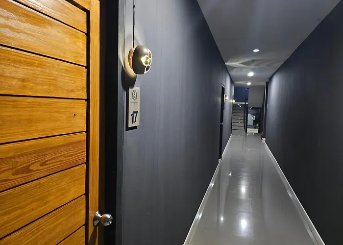 The Lantern Suites